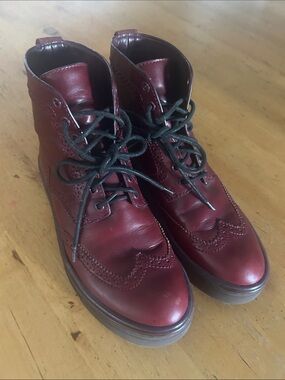Marc Jacobs lace up boots